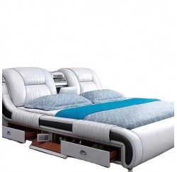 bedroom Deluxe bed
